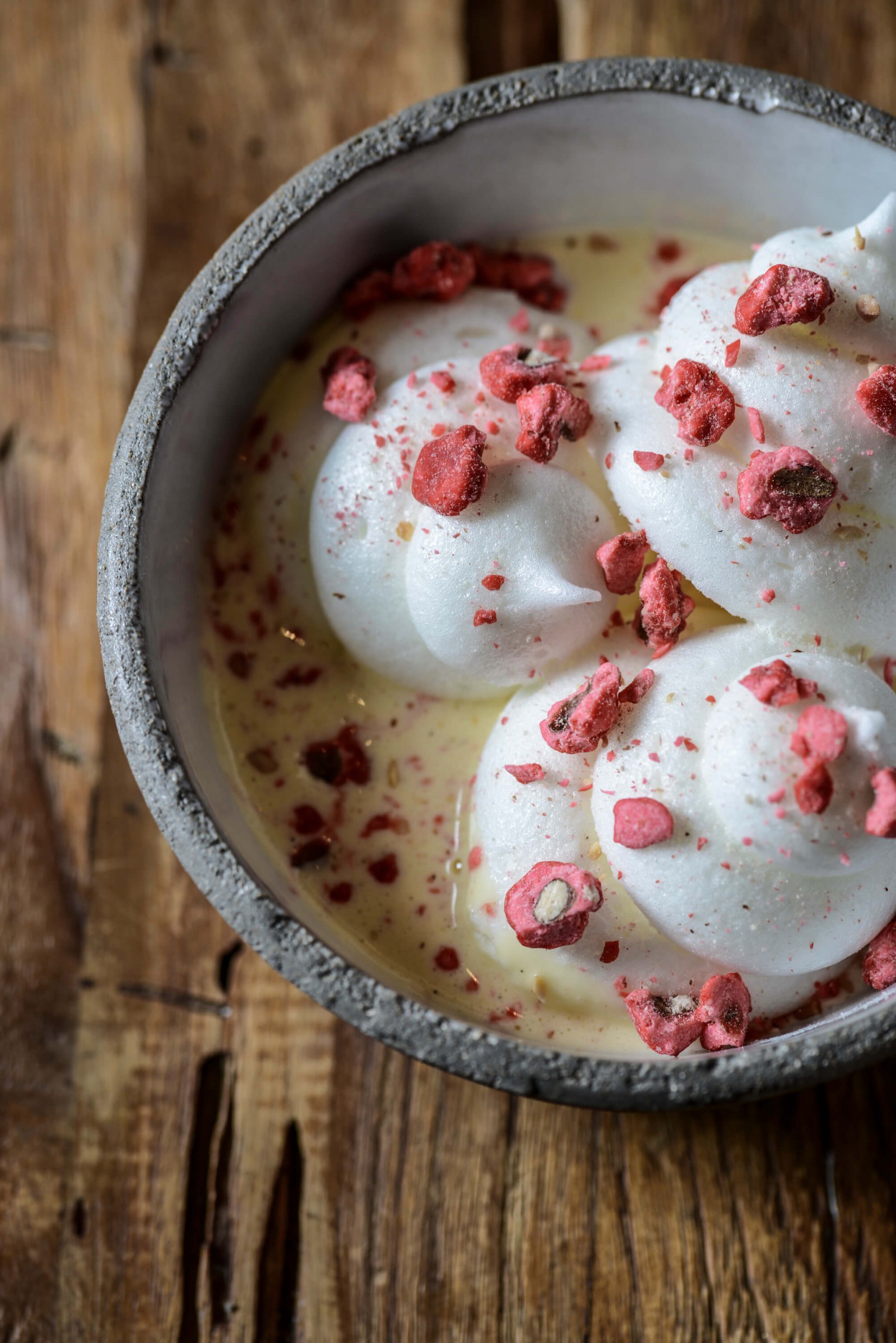 Île flottante à la Praline